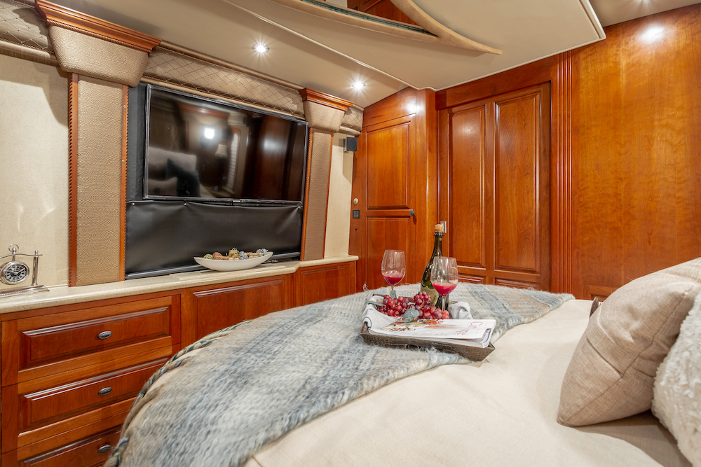 2004 Prevost Royale XLII For Sale