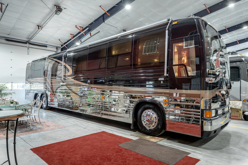 2004 Prevost Royale XLII For Sale