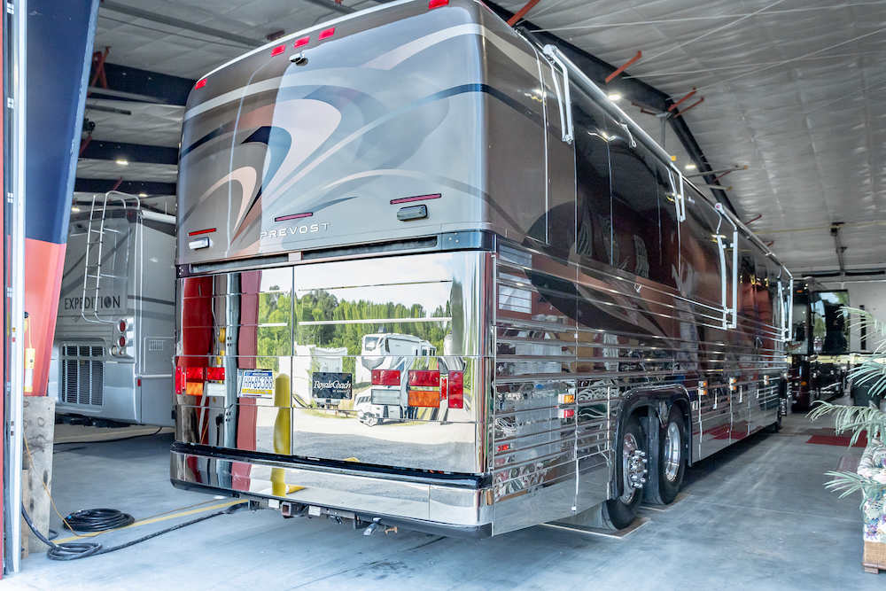 2004 Prevost Royale XLII For Sale