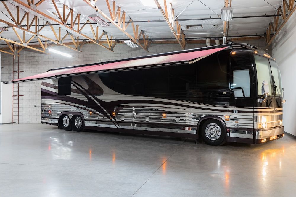 2004 Prevost American XLII For Sale