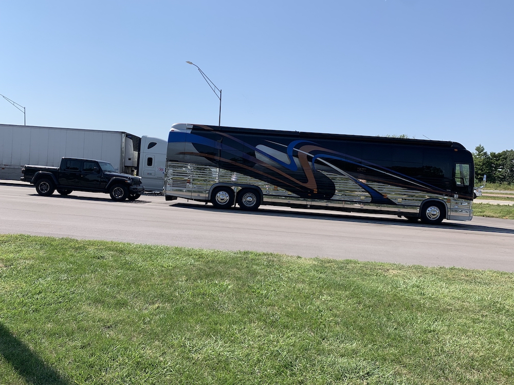 2004 Prevost American XLII For Sale