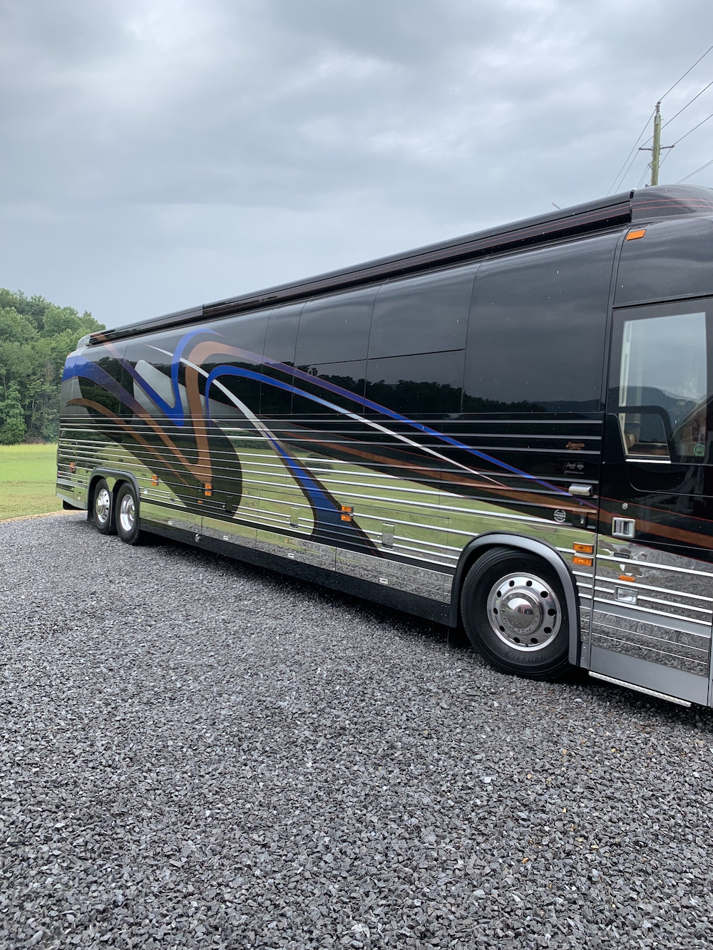 2004 Prevost American XLII For Sale