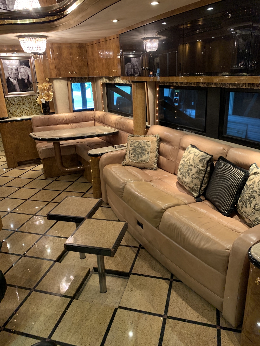 2004 Prevost American XLII For Sale