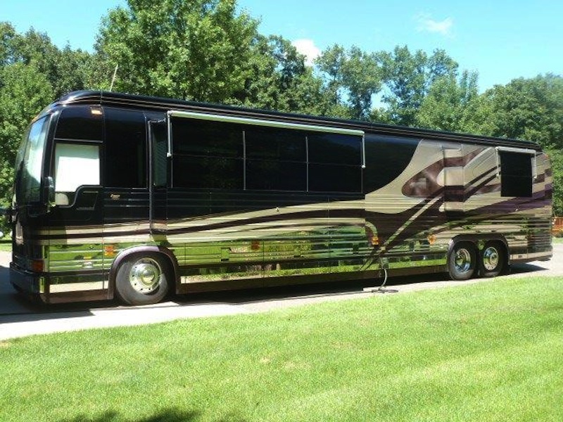 prevost black personals Christopher cross (born christopher charles geppert may 3, 1951) is an american singer-songwriter from san antonio, texas cross won five grammy awards for his eponymous debut album. prevost black personals Christopher cross (born christopher charles geppert may 3, 1951) is an american singer-songwriter from san antonio, texas cross won five grammy awards for his eponymous debut album.