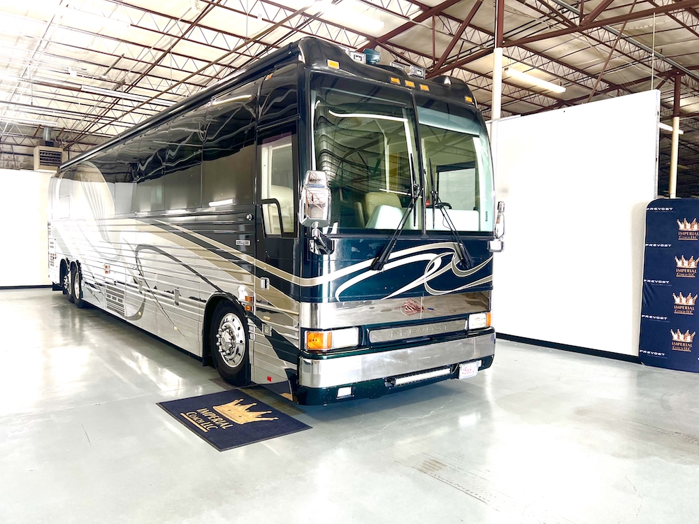 2004 Prevost Country Coach XLII For Sale