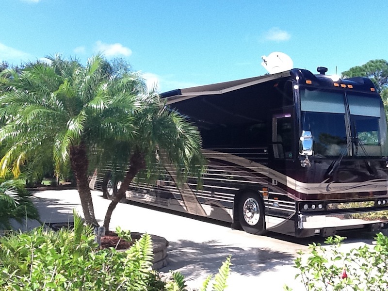 2004 Prevost Country Coach XLII For Sale