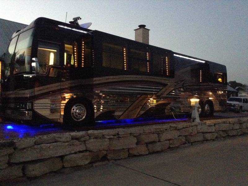 2004 Prevost Country Coach XLII For Sale