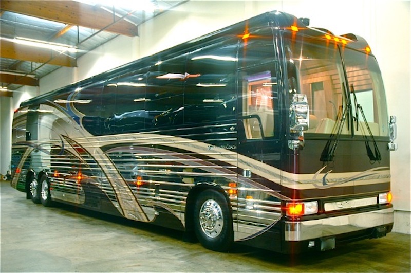 2004 Prevost Country Coach XLII For Sale