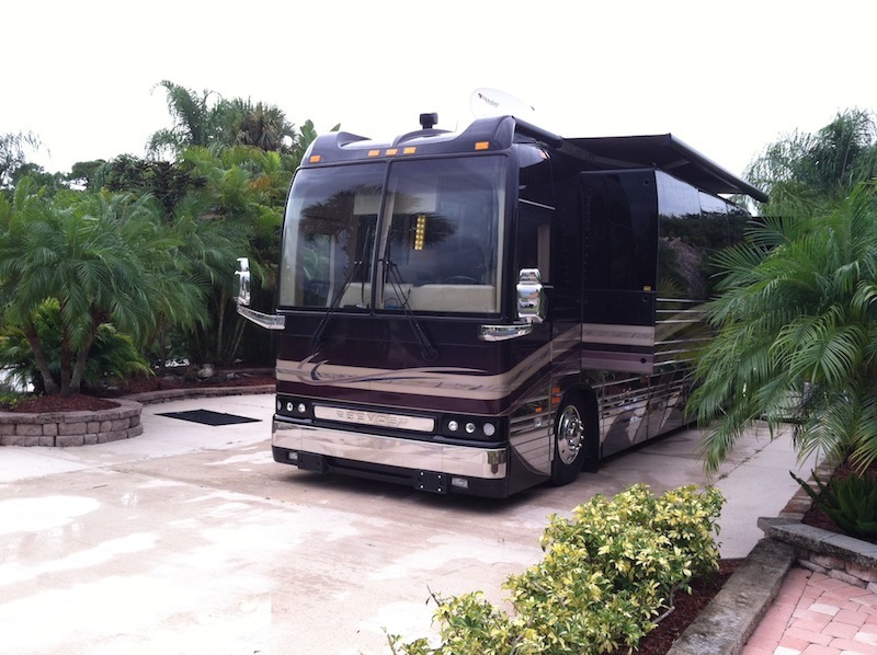 2004 Prevost Country Coach XLII For Sale