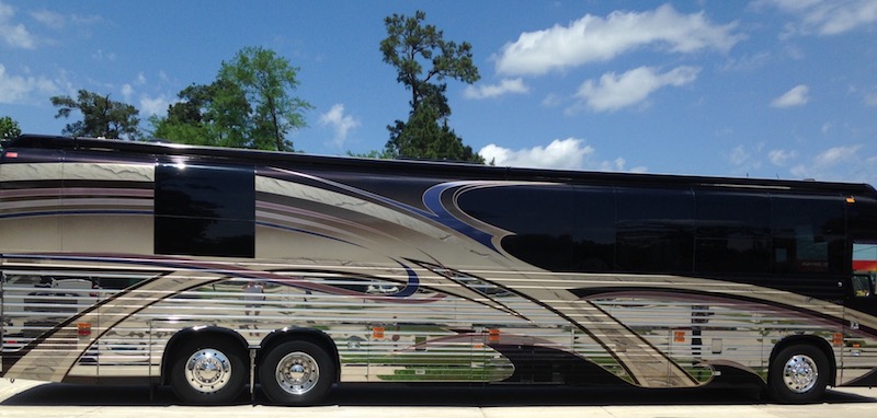 2004 Prevost Country Coach XLII For Sale