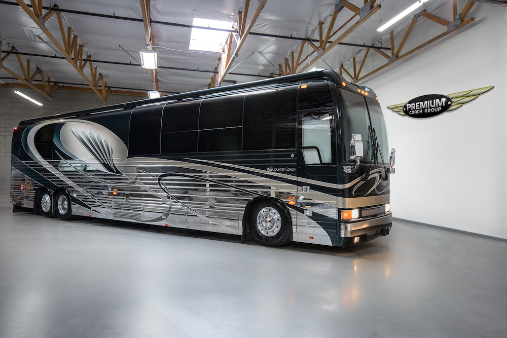 2004 Prevost Country Coach XLII For Sale