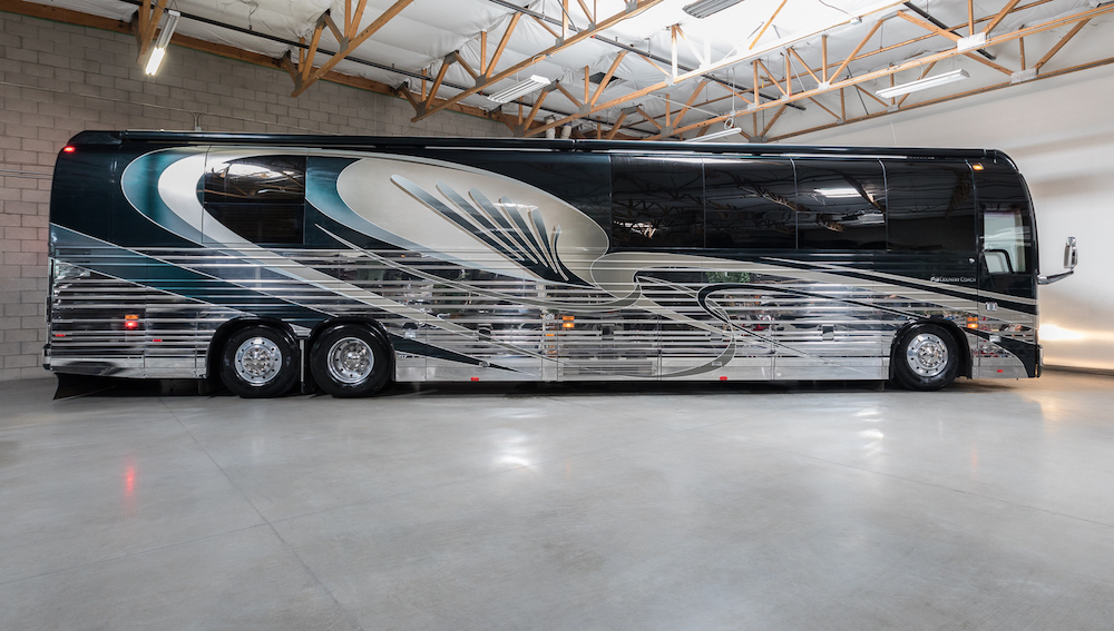 2004 Prevost Country Coach XLII For Sale
