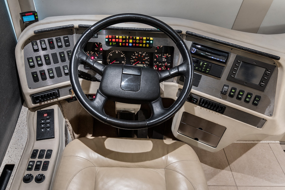 2004 Prevost Country Coach XLII For Sale