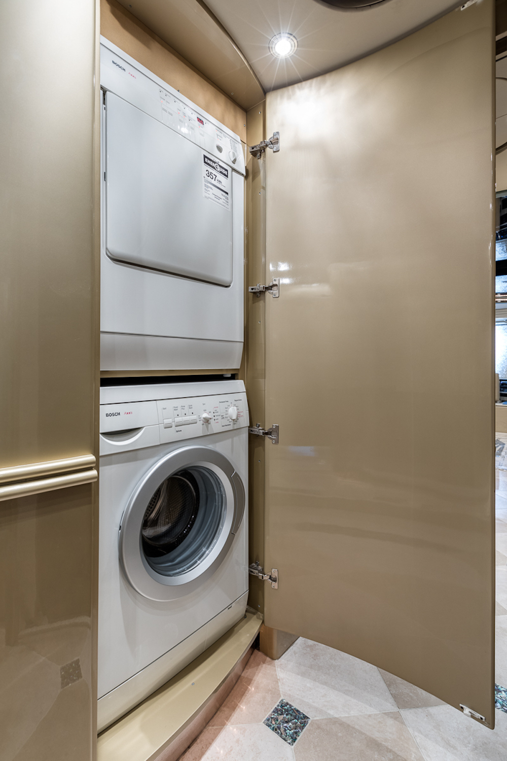 2004 Prevost Country Coach XLII For Sale