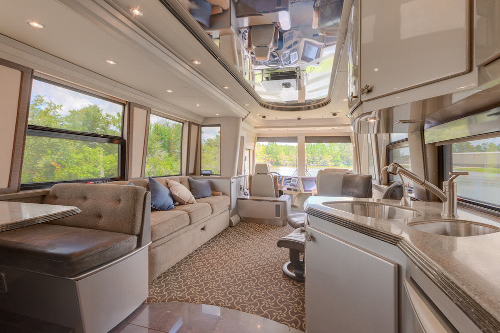 2004 Prevost Country Coach XLII For Sale