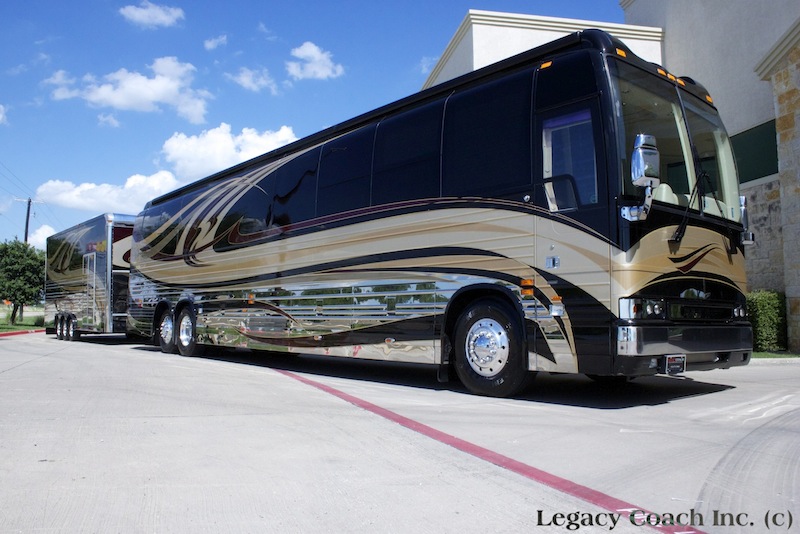 2004 Prevost Country Coach XLII For Sale