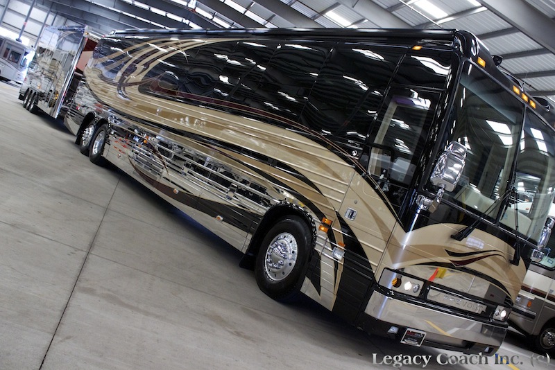 2004 Prevost Country Coach XLII For Sale