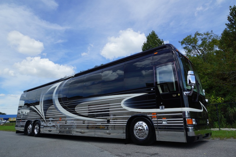 2004 Prevost Country Coach XLII For Sale