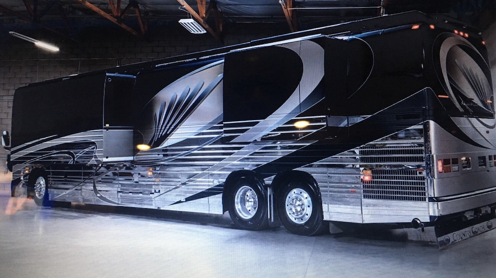 2004 Prevost Country Coach XLII For Sale