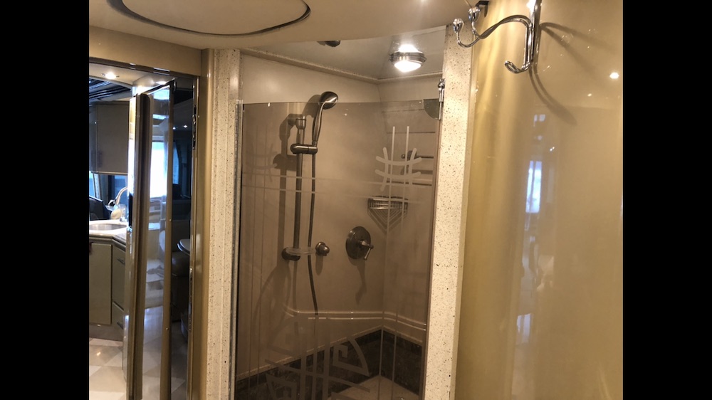 2004 Prevost Country Coach XLII For Sale