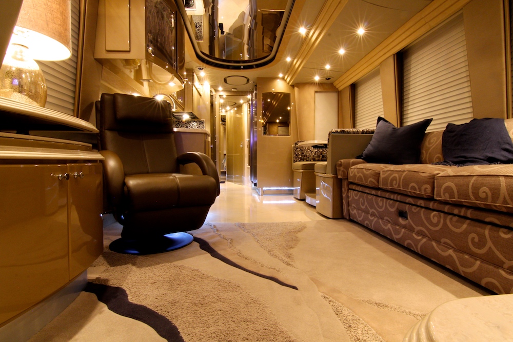 2004 Prevost Country Coach XLII For Sale