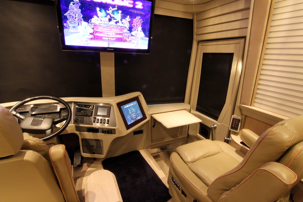 2004 Prevost Country Coach XLII For Sale