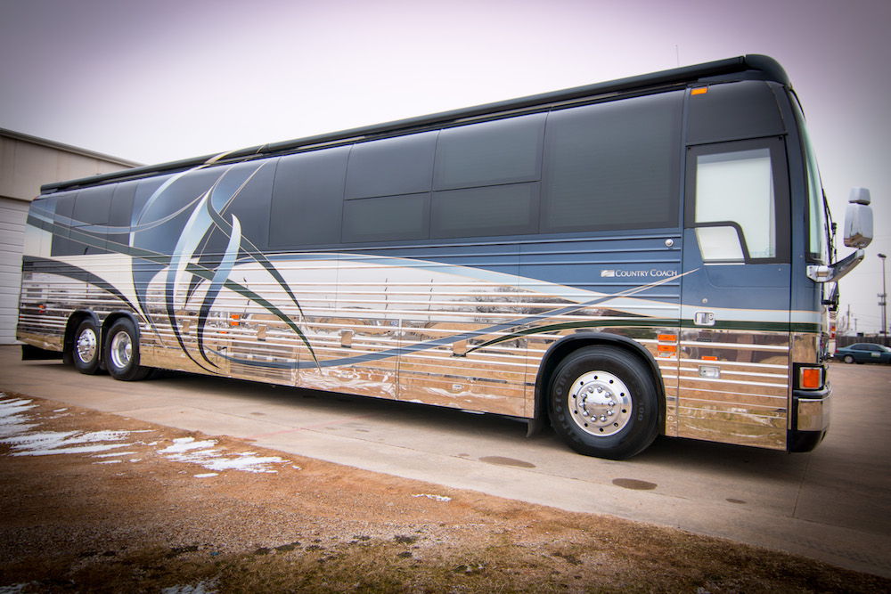 2004 Prevost Country Coach XLII For Sale