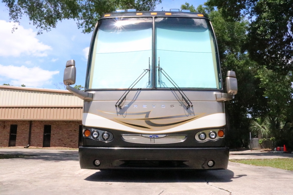 2004 Prevost Featherlite H3-45 For Sale