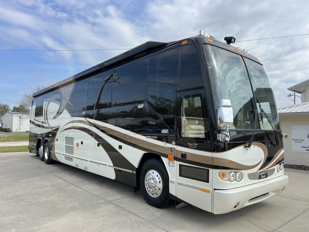 2004 Prevost Liberty H3-45 For Sale