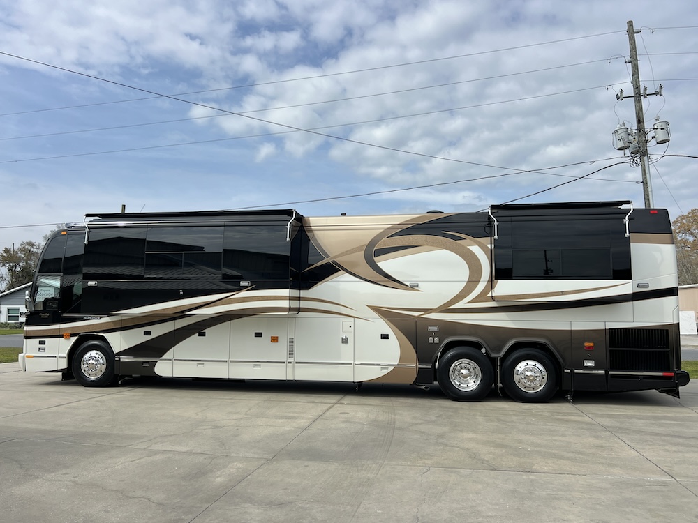 2004 Prevost Liberty H3-45 For Sale