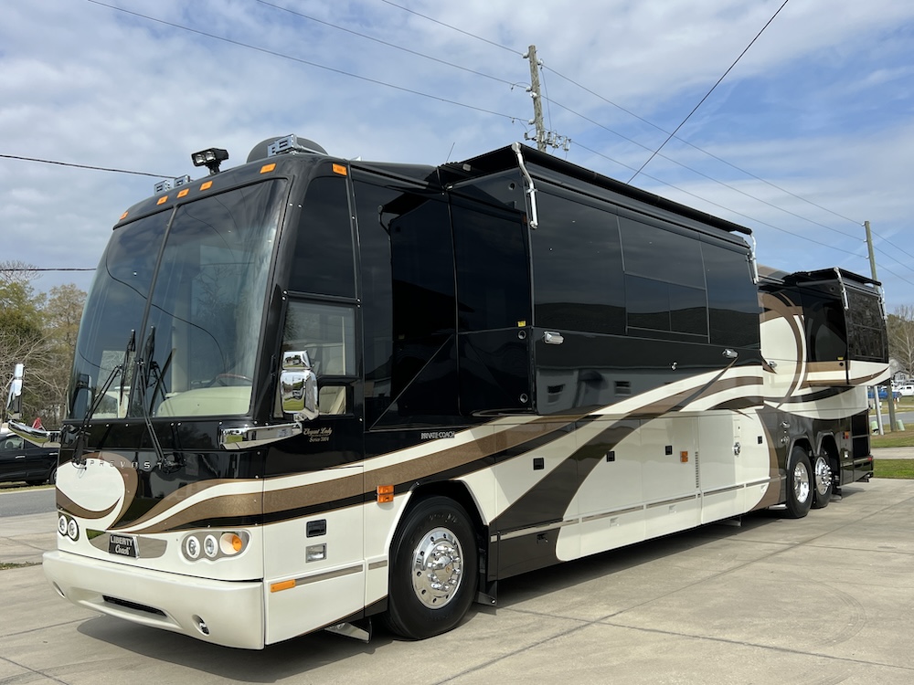 2004 Prevost Liberty H3-45 For Sale