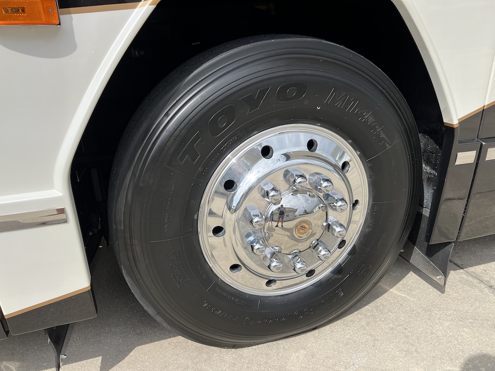 2004 Prevost Liberty H3-45 For Sale