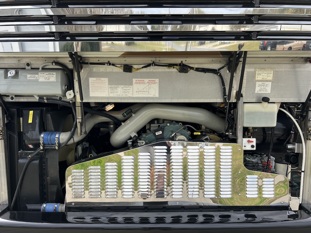 2004 Prevost Liberty H3-45 For Sale