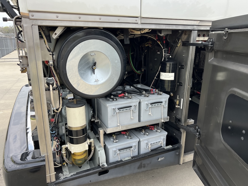 2004 Prevost Liberty H3-45 For Sale