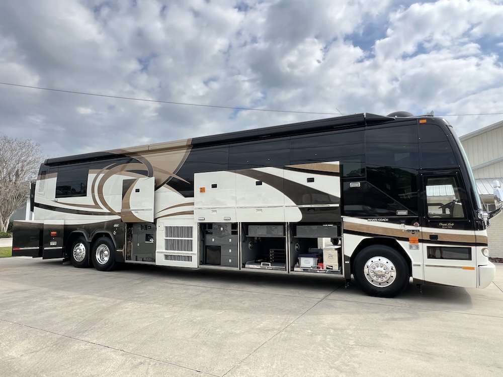 2004 Prevost Liberty H3-45 For Sale
