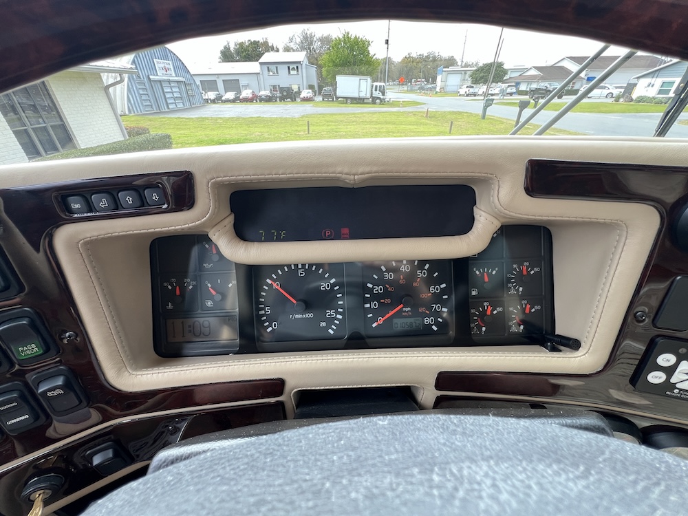 2004 Prevost Liberty H3-45 For Sale