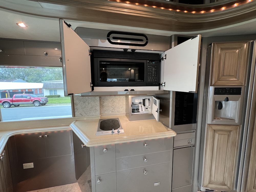 2004 Prevost Liberty H3-45 For Sale
