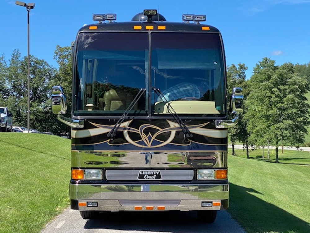 2004 Prevost Liberty XLII For Sale