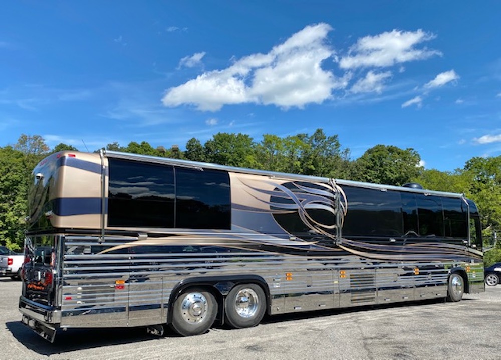 2004 Prevost Liberty XLII For Sale