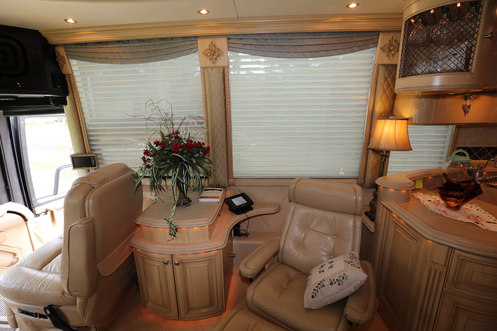 2004 Prevost Liberty XLII For Sale