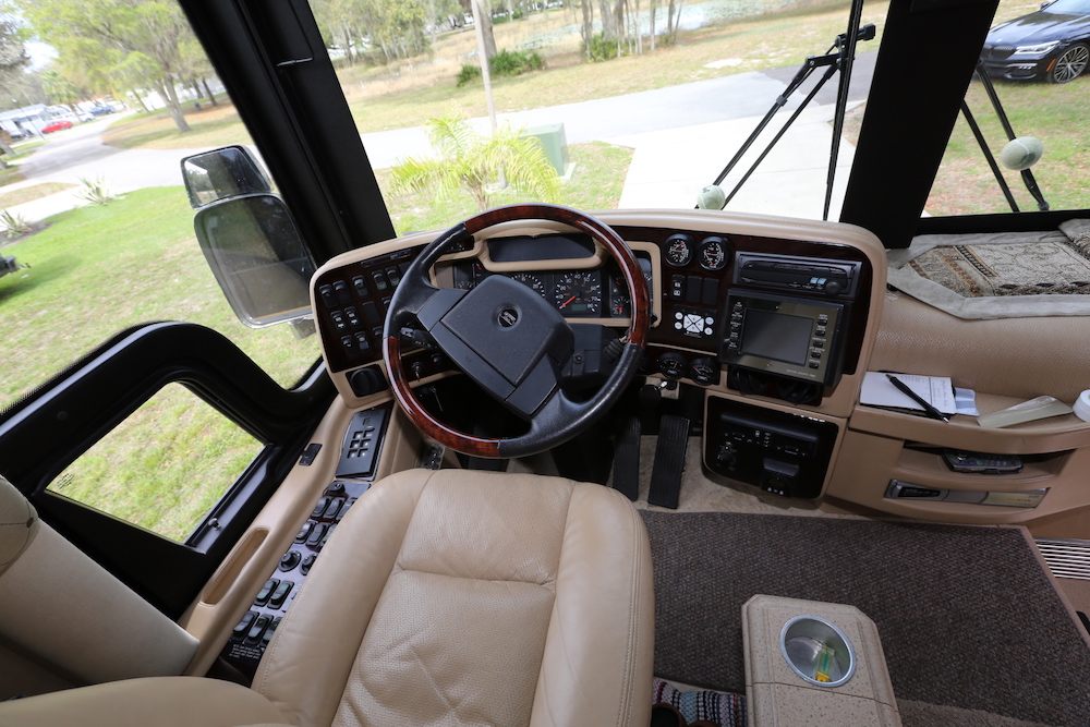 2004 Prevost Liberty XLII For Sale