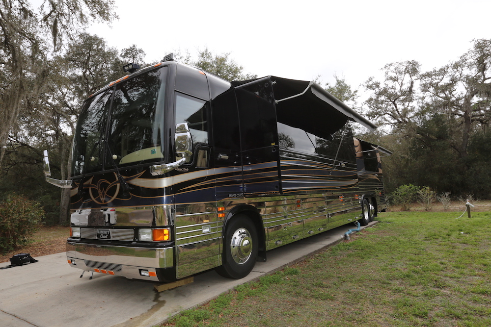 2004 Prevost Liberty XLII For Sale