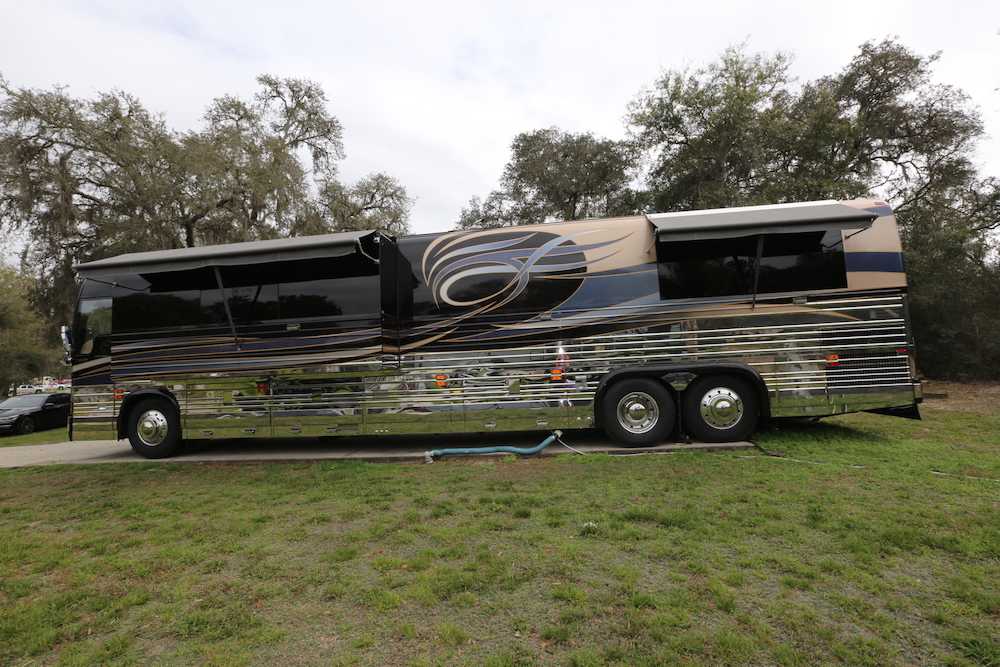 2004 Prevost Liberty XLII For Sale