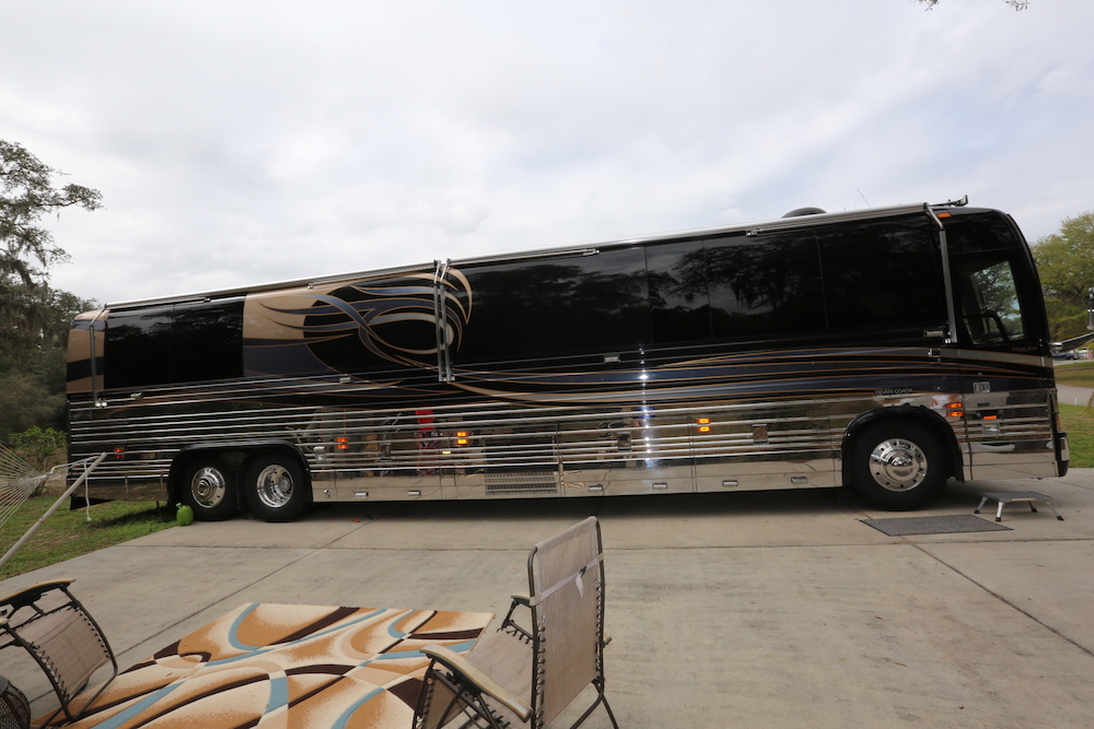 2004 Prevost Liberty XLII For Sale