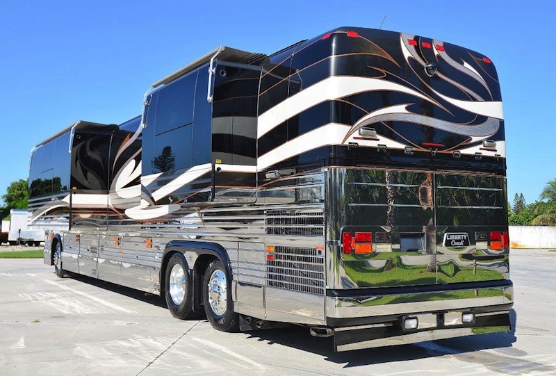 2004 Prevost Liberty XLII For Sale