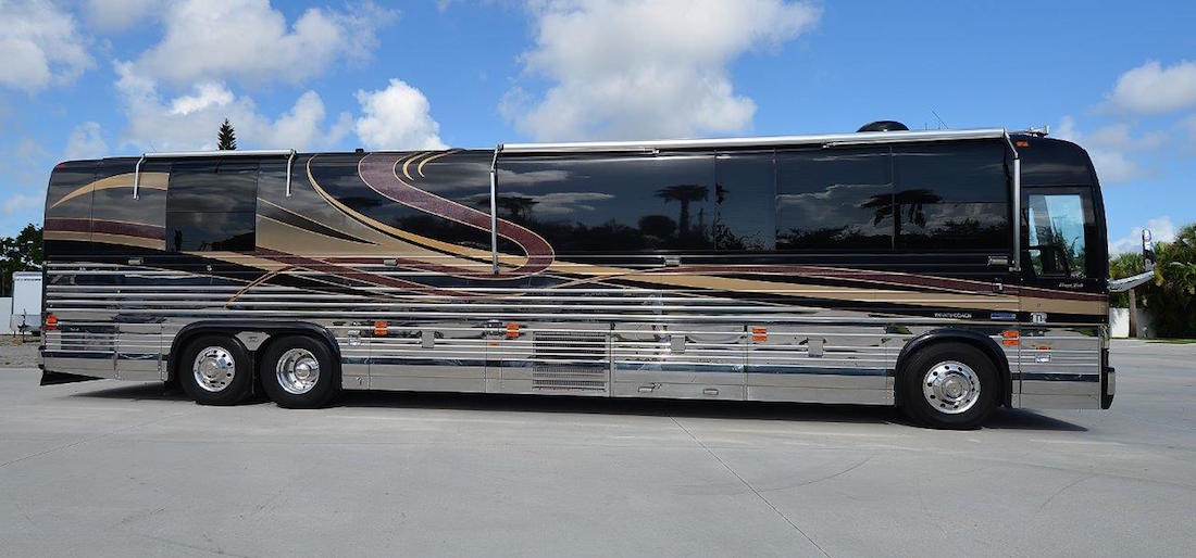 2004 Prevost Liberty XLII For Sale
