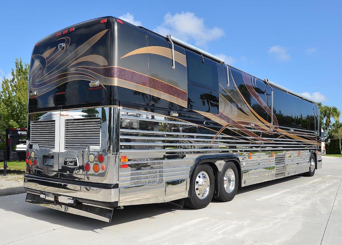 2004 Prevost Liberty XLII For Sale