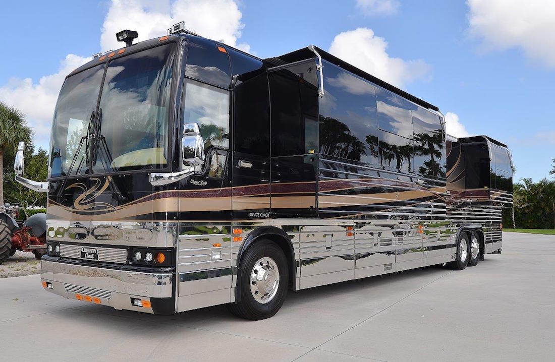 2004 Prevost Liberty XLII For Sale