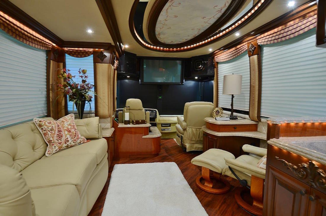 2004 Prevost Liberty XLII For Sale