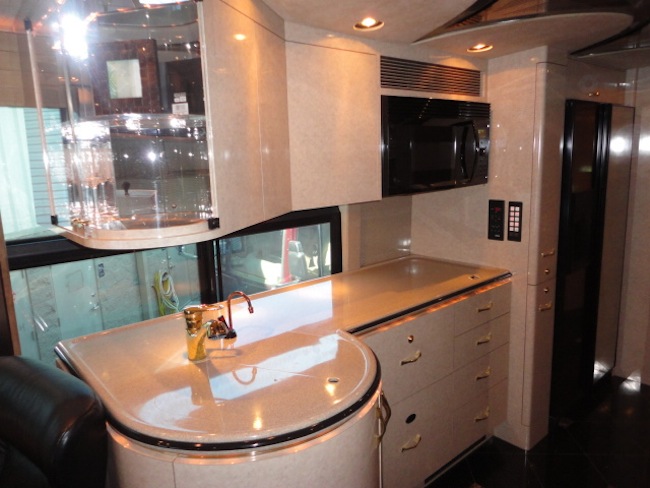 2004 Prevost Marathon H3-45 For Sale